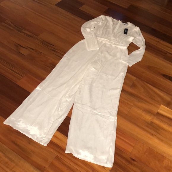 NWT Lulus white satin jumpsuit - Picture 6 of 16